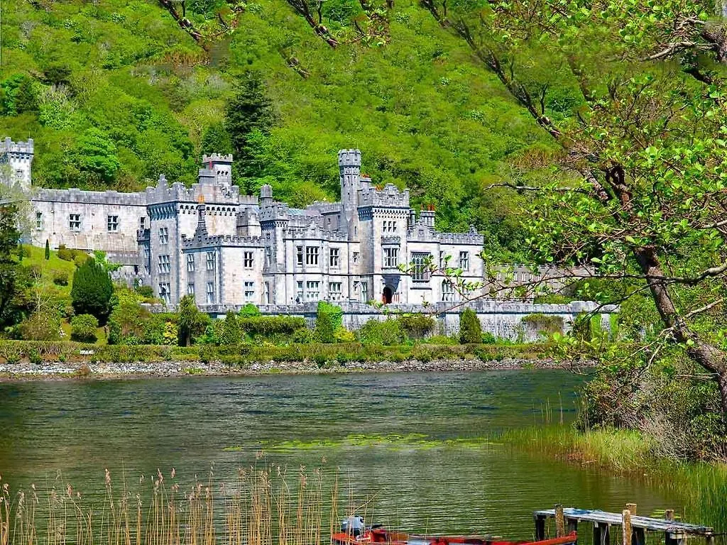 Bertra House B&B Westport 3*,
