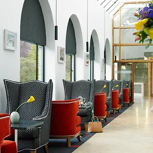 Hotel Castlecourt Hotel, & Leisure